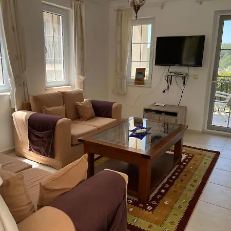 Stunning Spacious Poolside 2-bed Apt In Appartement Ovacık